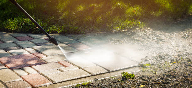 Best Pool Deck Cleaning  in Navy Yard City, WA